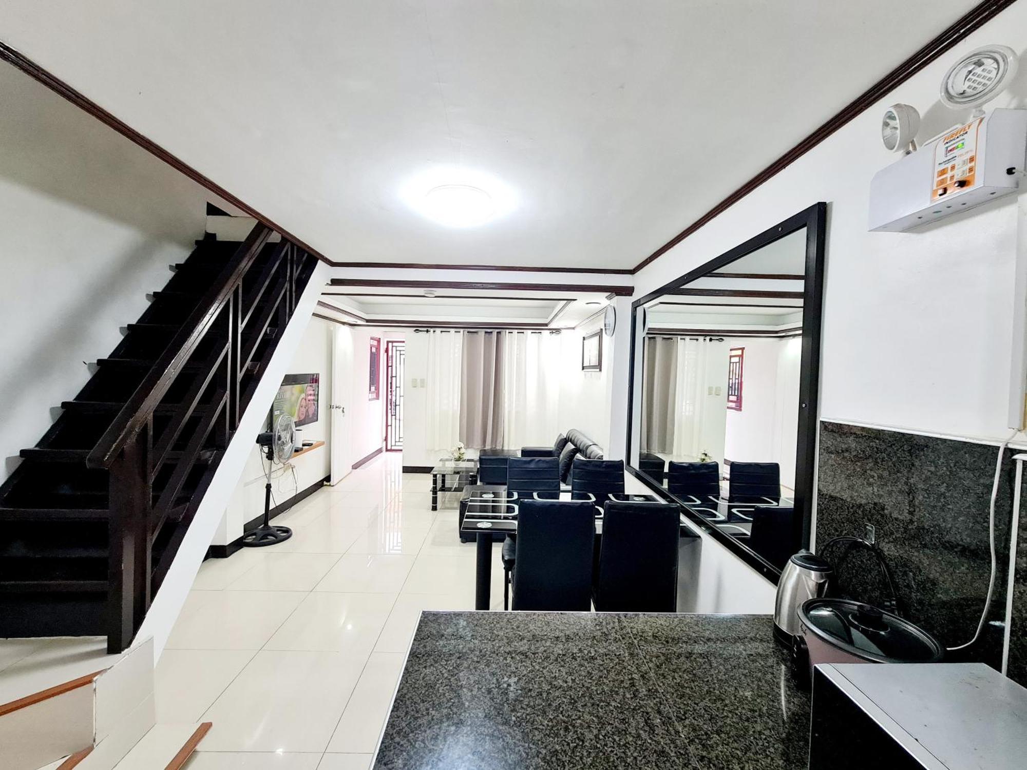 Calapan City Fully Furnished House Transient Near Xentromall L39 Luaran gambar